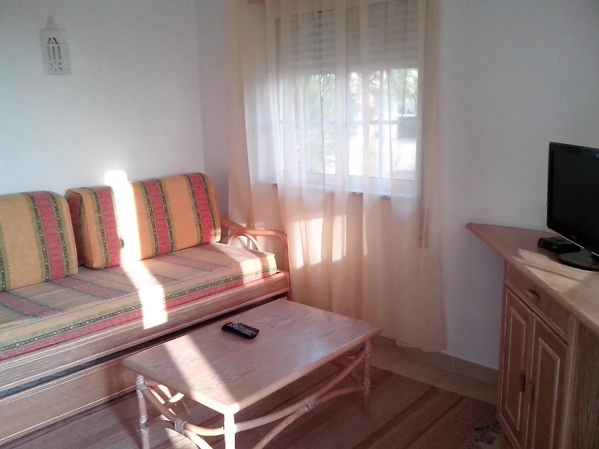 Albufeira 1 Bedroom Apartment 5 Min. From Falesia Beach And Close To Center! E 0*,  Portugal