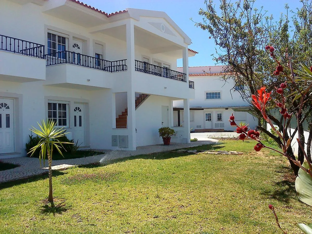 Albufeira 1 Bedroom Apartment 5 Min. From Falesia Beach And Close To Center! E